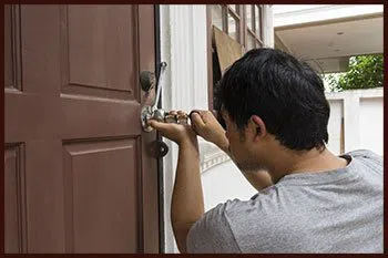 Houston Key And Locksmith Houston, TX 281-670-2362 - 8-60-new-lock-installation